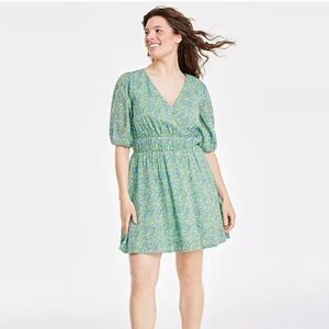 NWT ON 34th Elbow Sleeve Ditsy Floral Mini Dress